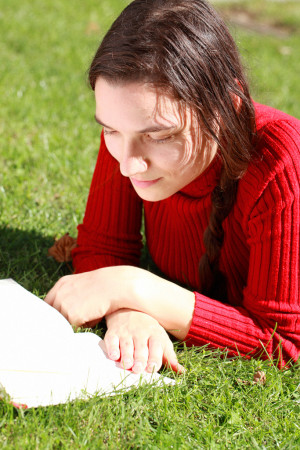 Clara Steinhagen reading in the Massey College quad